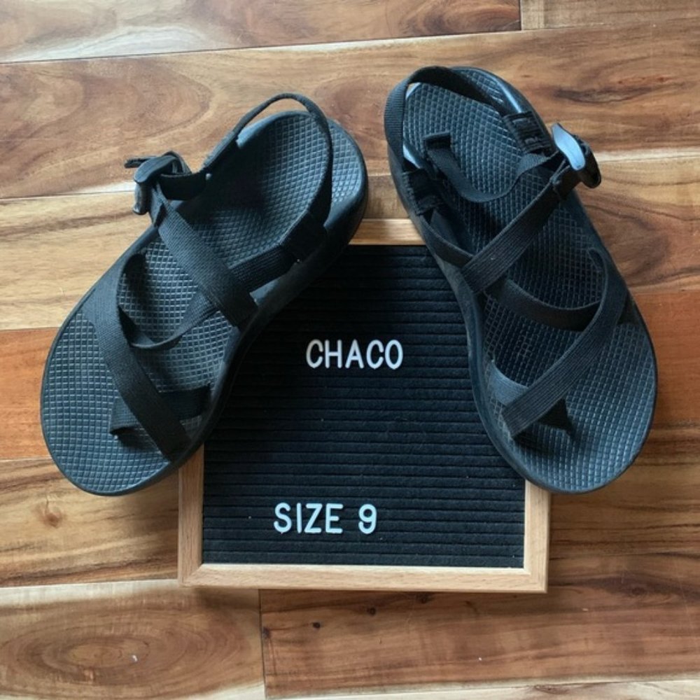 NWOT Chaco Sandals